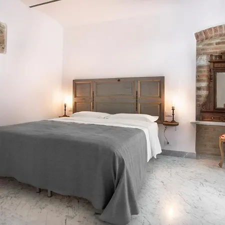 Bella Carrara