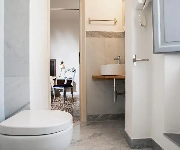 ベッド・アンド・ブレックファスト Bella 3*